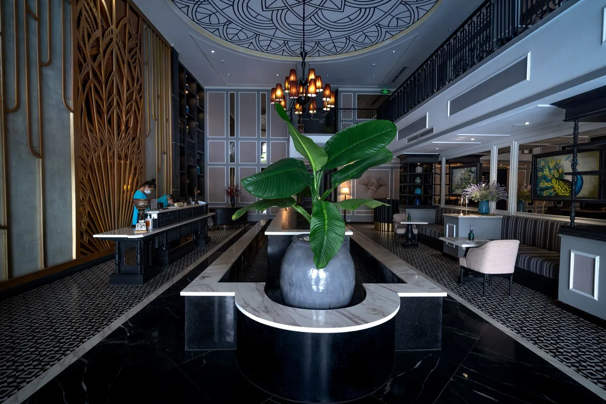 1 Hotel Austin Opens Inside Texas' Tallest Tower