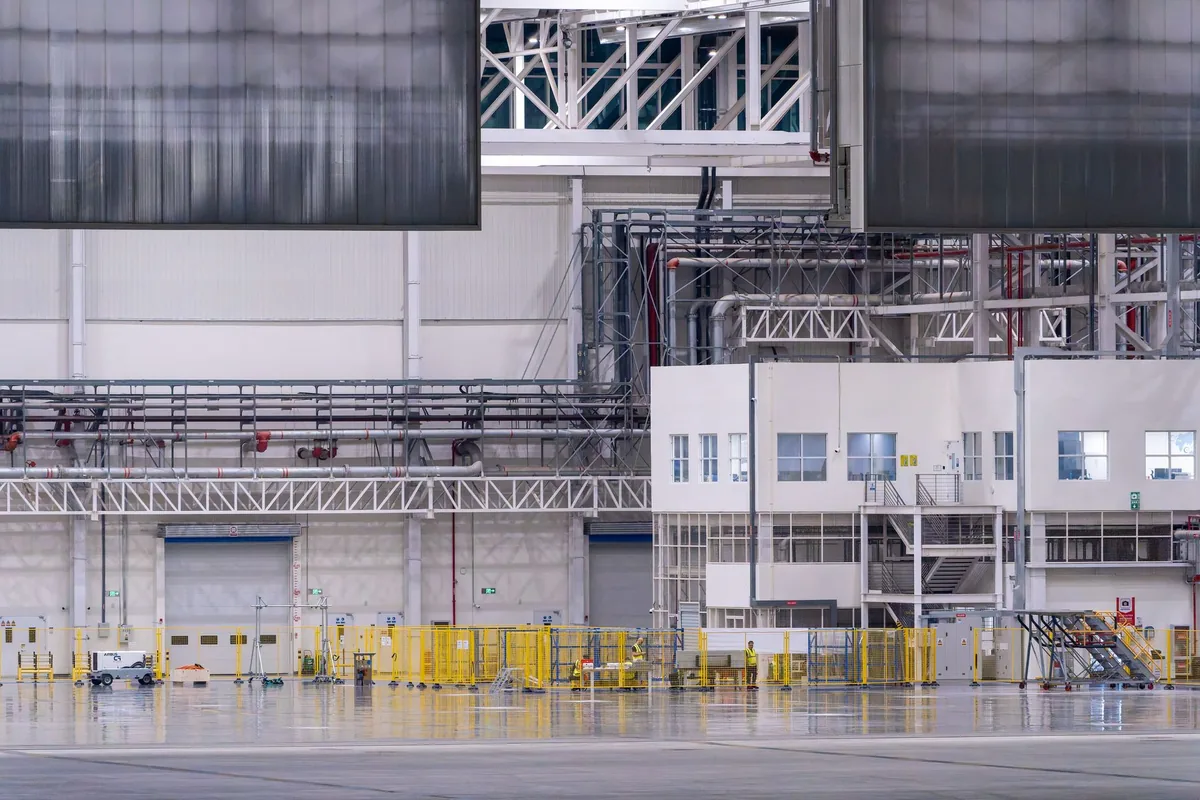 aircraft assembly line factory hangar