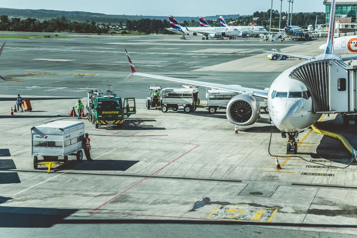 Airlines Test New Long-Haul Routes into Niche Markets