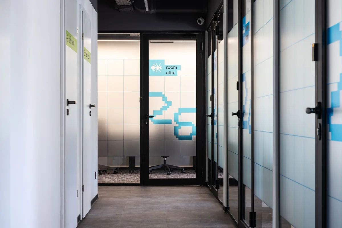 B2B Hotel Distribution Shifts as OTA Volumes Squeeze Wholesale Margins
