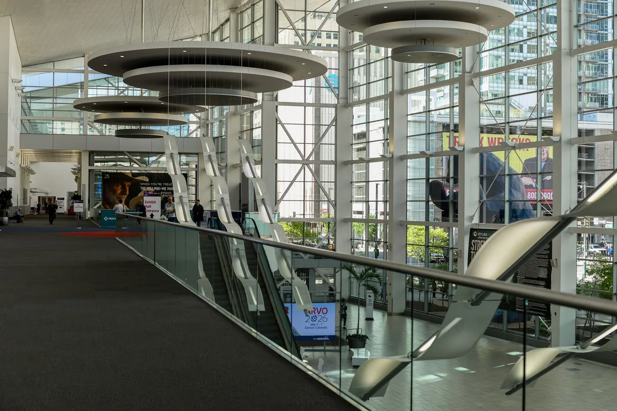 los angeles convention center hall