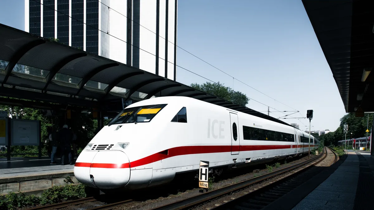 Certares Backs Trenitalia France With €300M Rail Bet