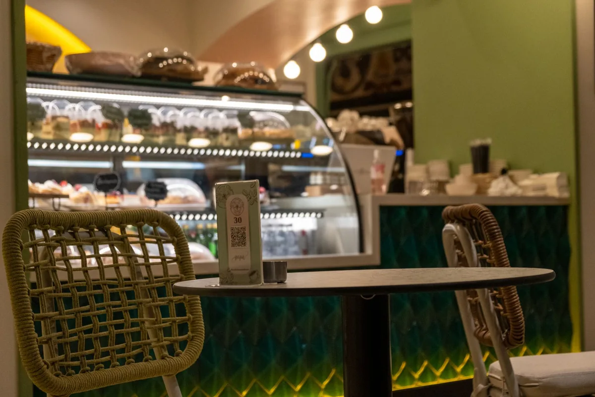 restaurant table QR code stand menu