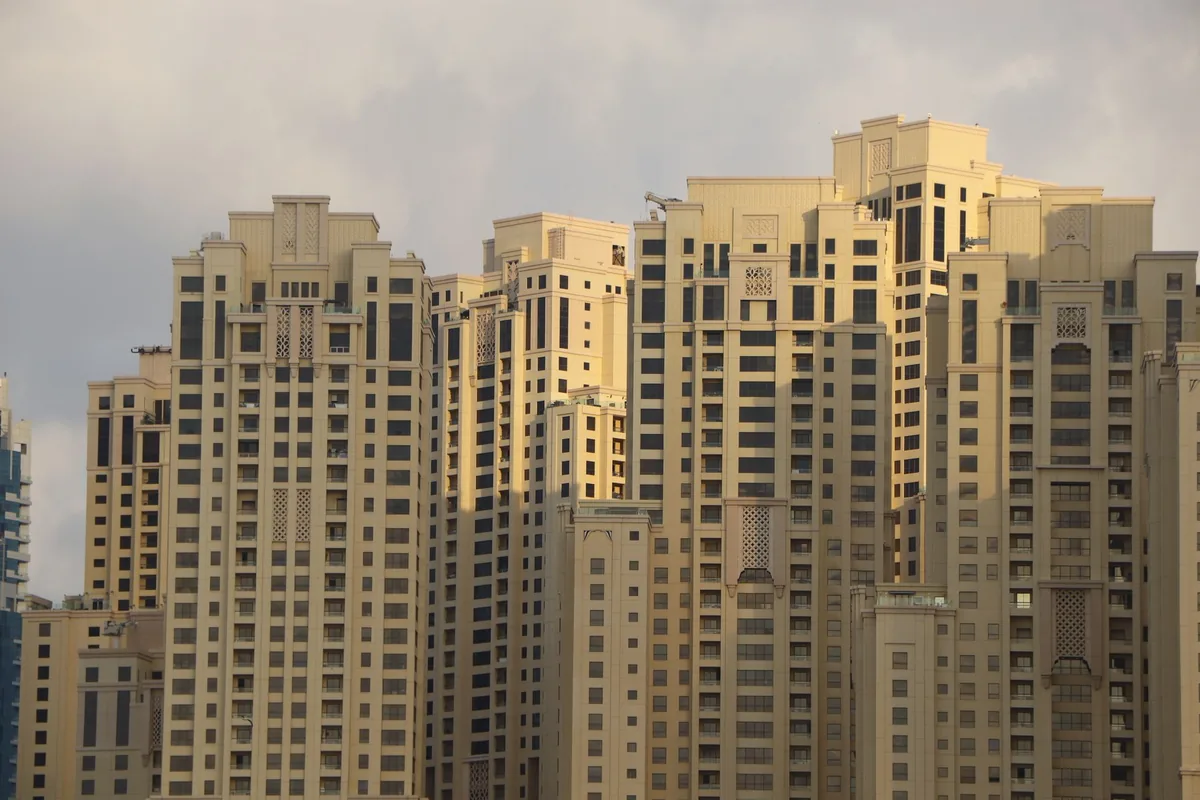 Dubai Rental Firm Silkhaus Shuts Down as Conflict Halts Travel