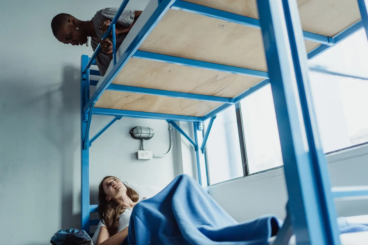 hotel bedroom bunk bed layout