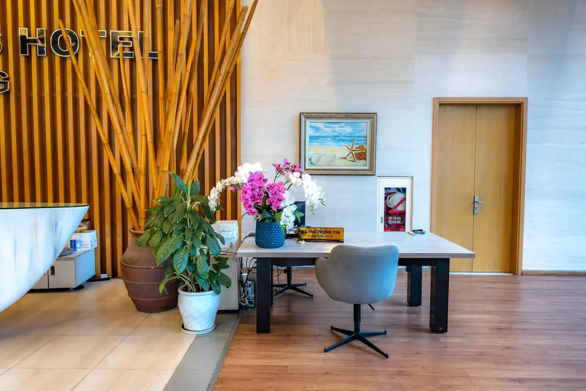 hotel manager office desk
