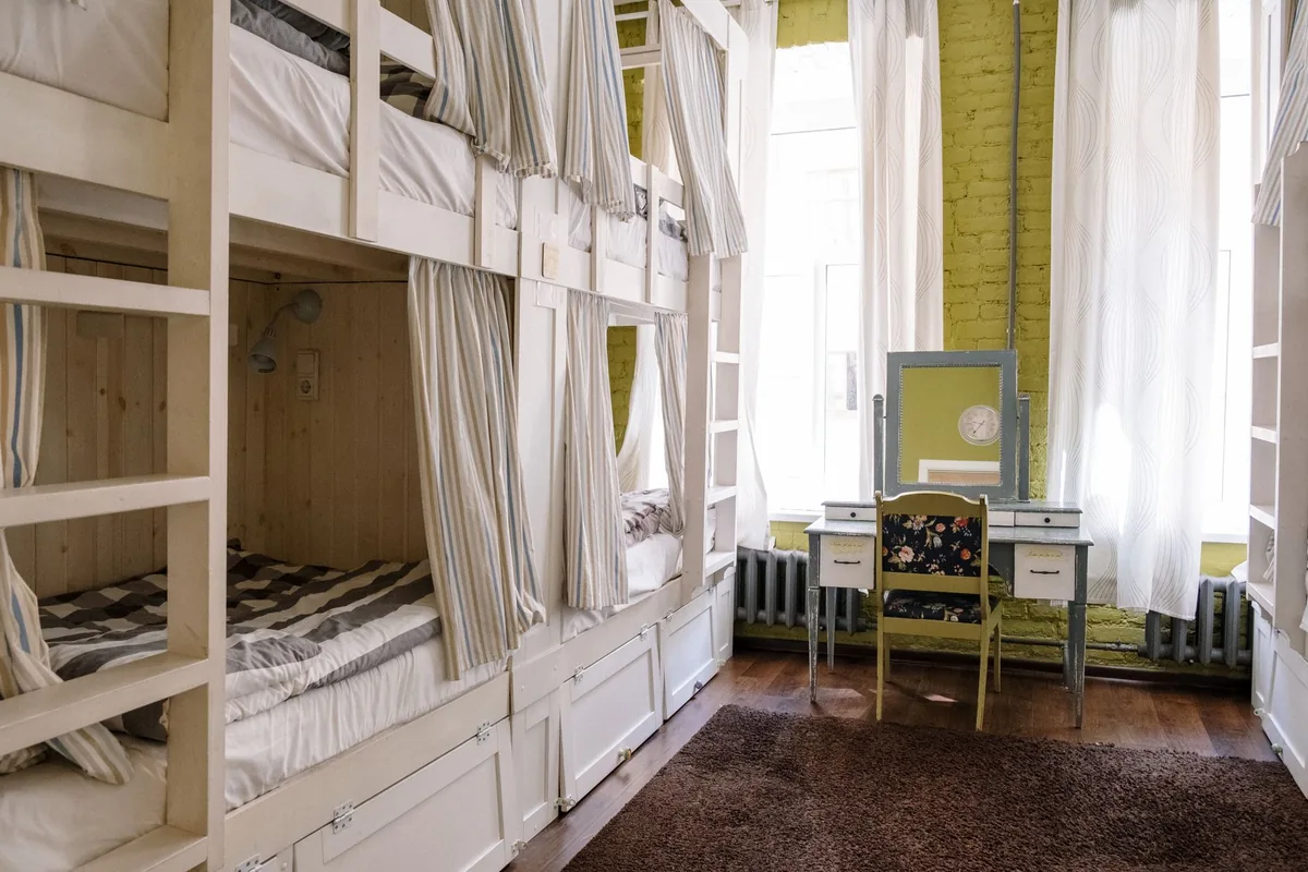 hotel dormitory bunk beds