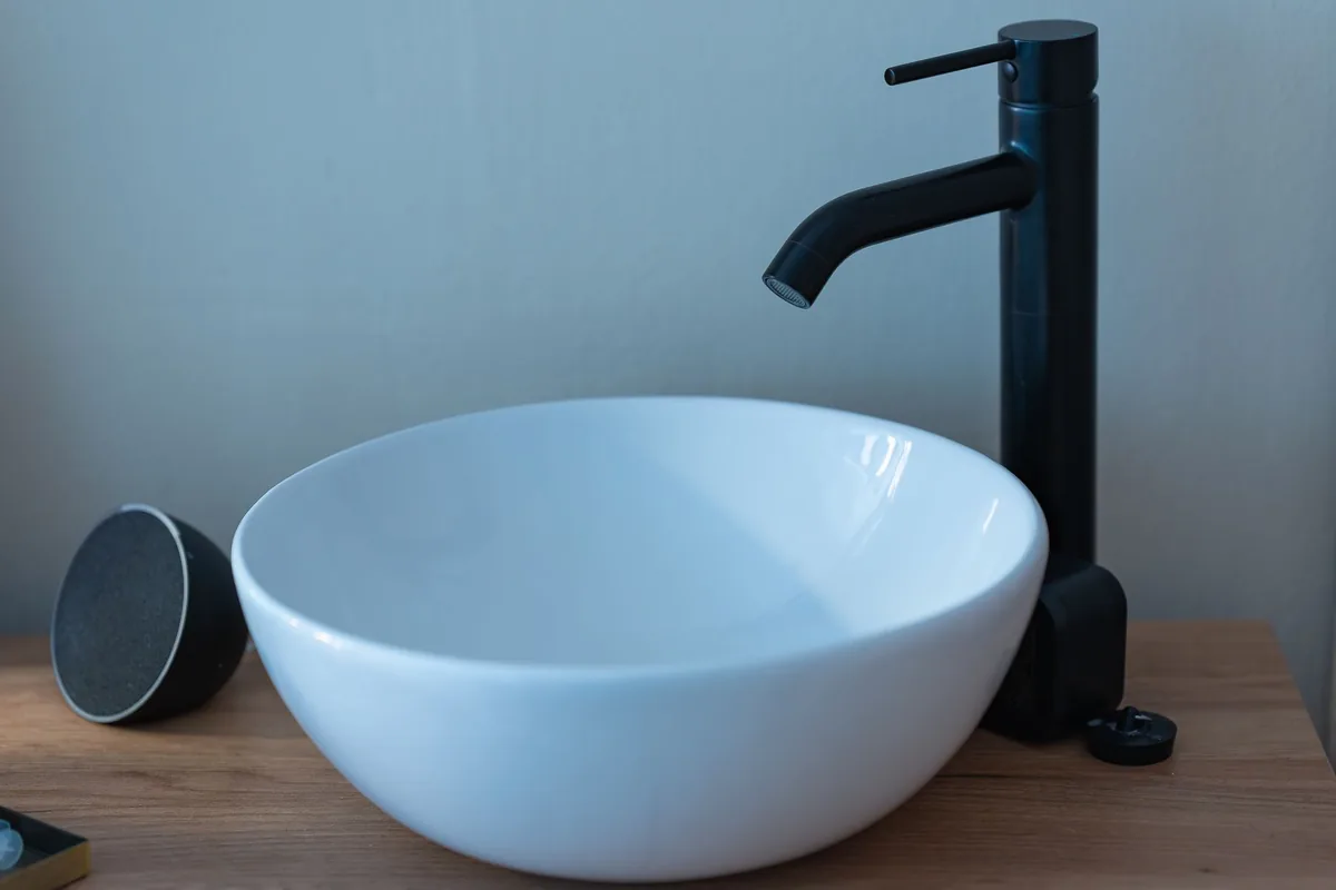 hotel bathroom quartz countertop sink basin