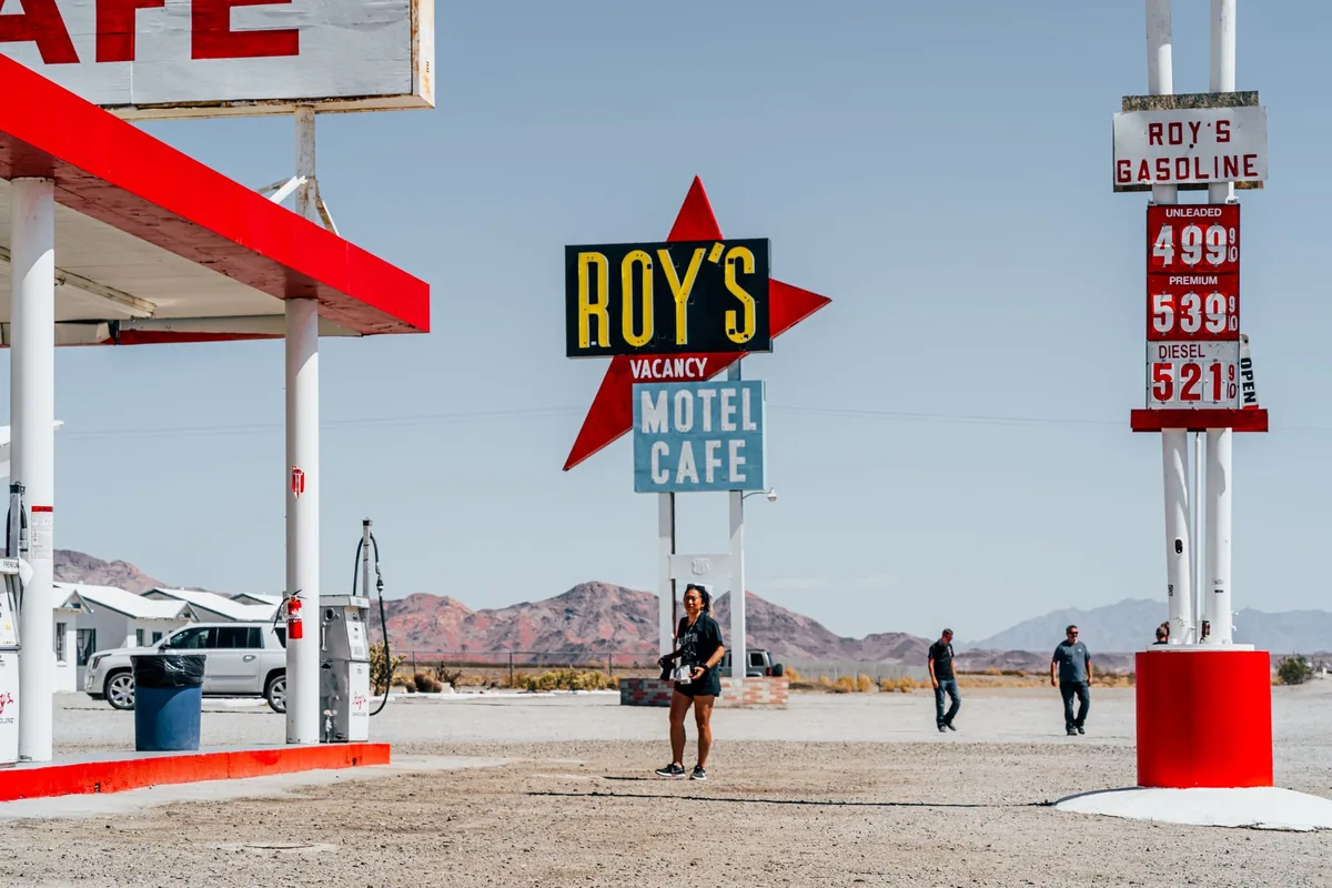 motel exterior parking lot