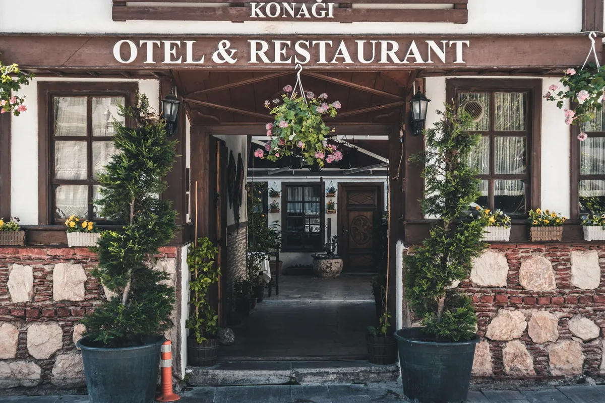 boutique hotel restaurant street entrance