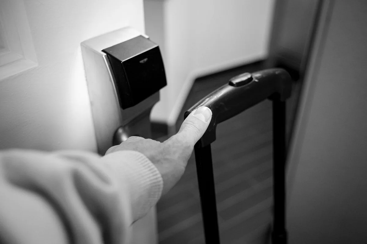 hotel mobile check-in door lock