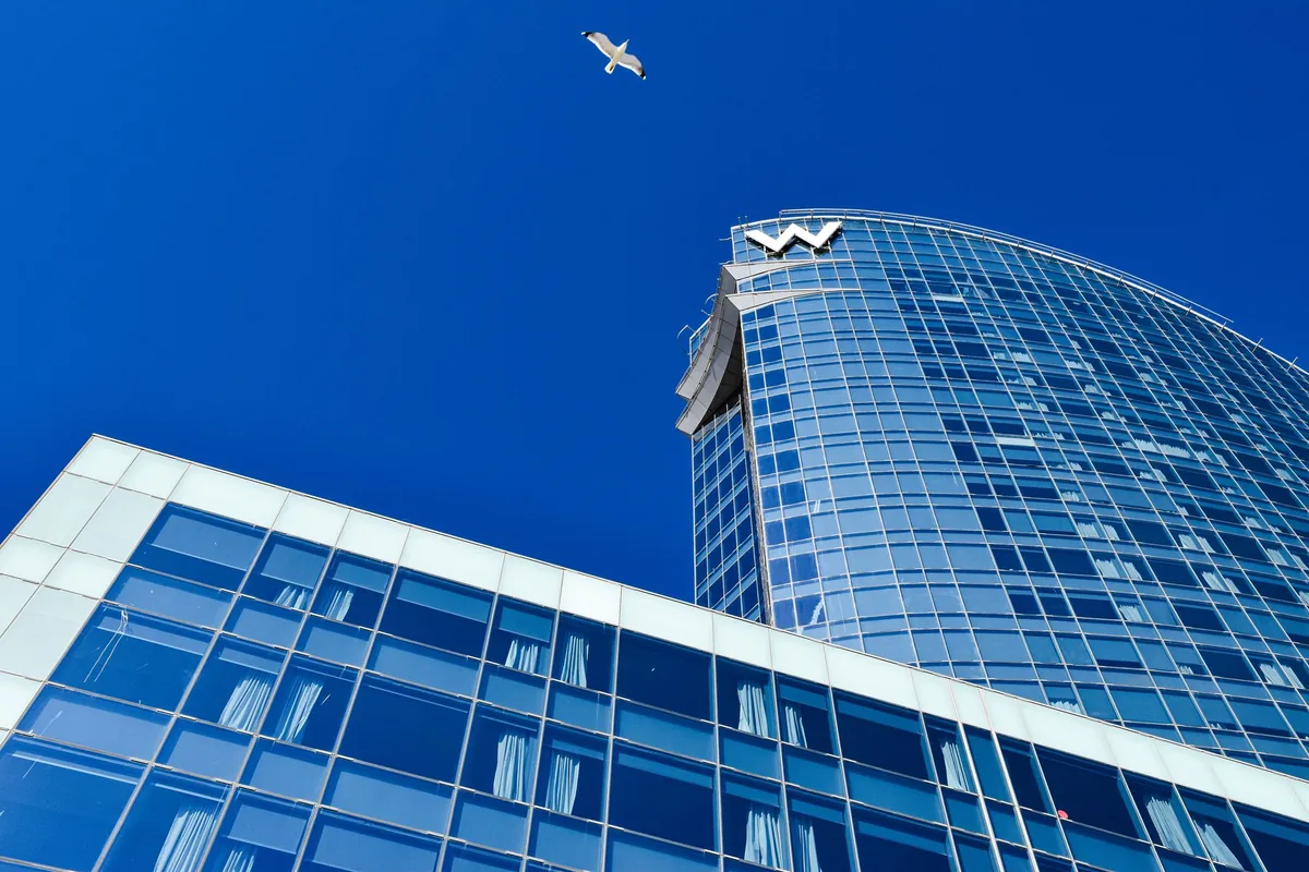 Hotel Refinancing and Bridge Debt Strategies in 2026