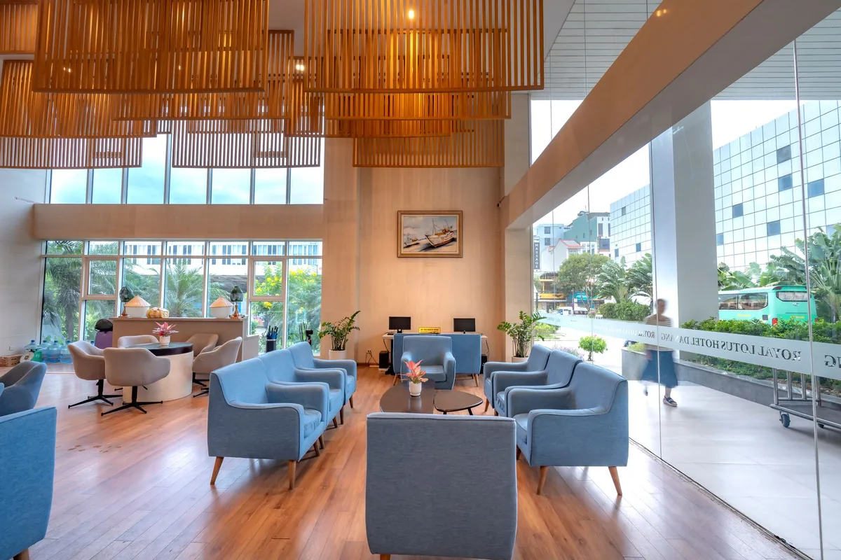 hotel lobby modern seating area