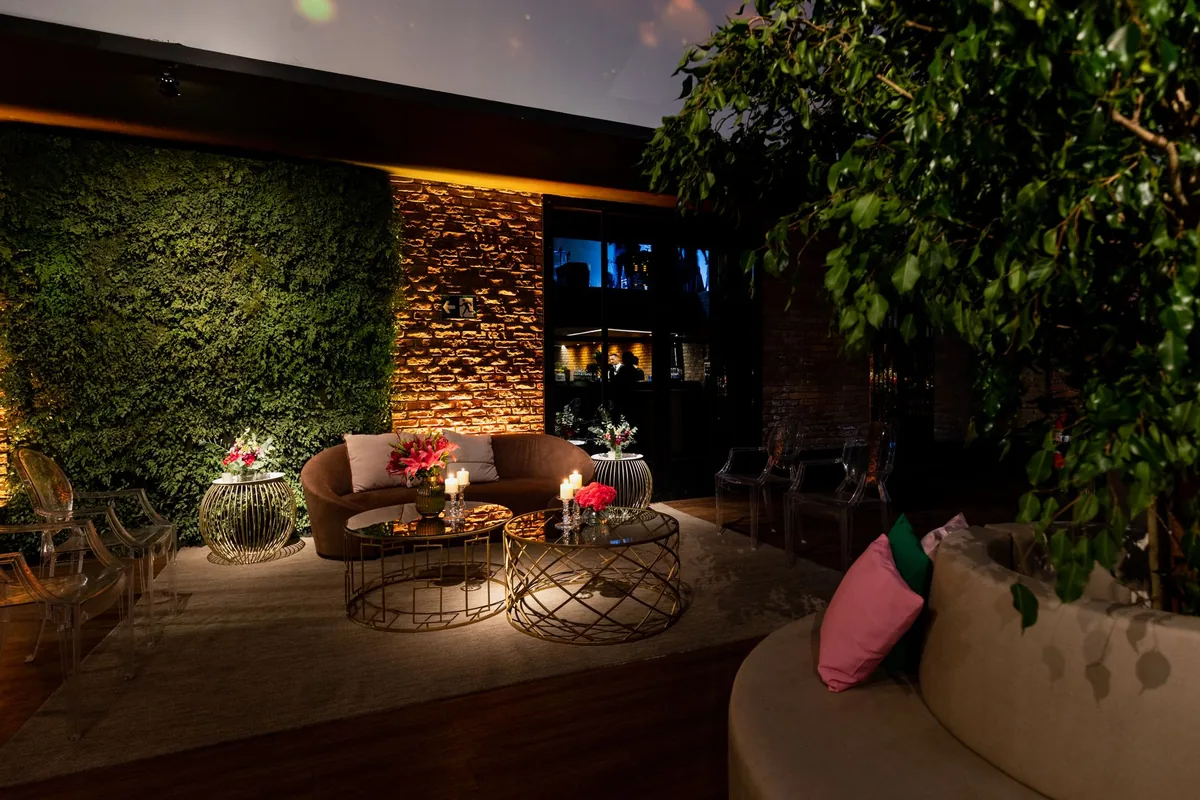 hotel lobby living moss wall and modern seating