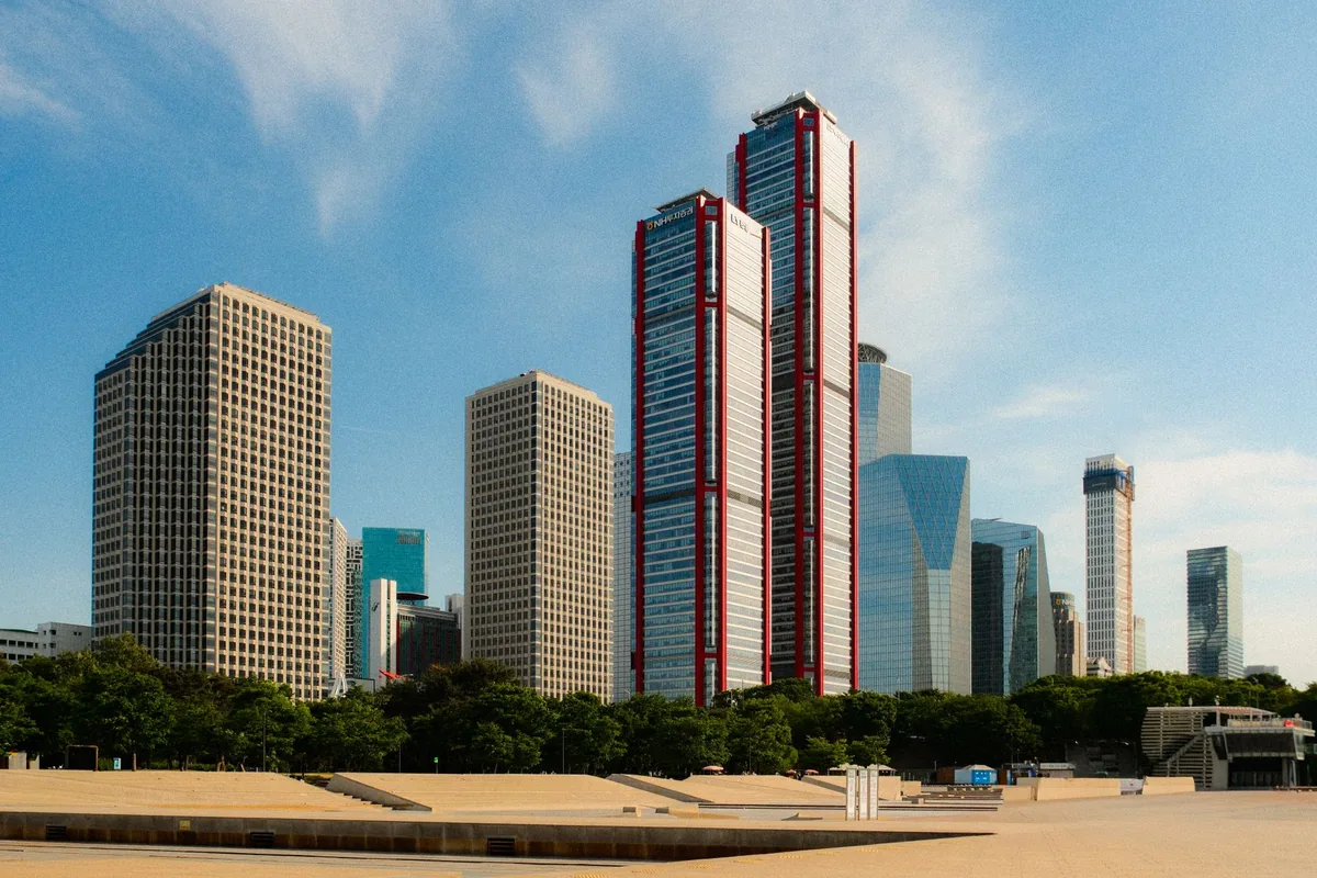 financial district commercial real estate highrise