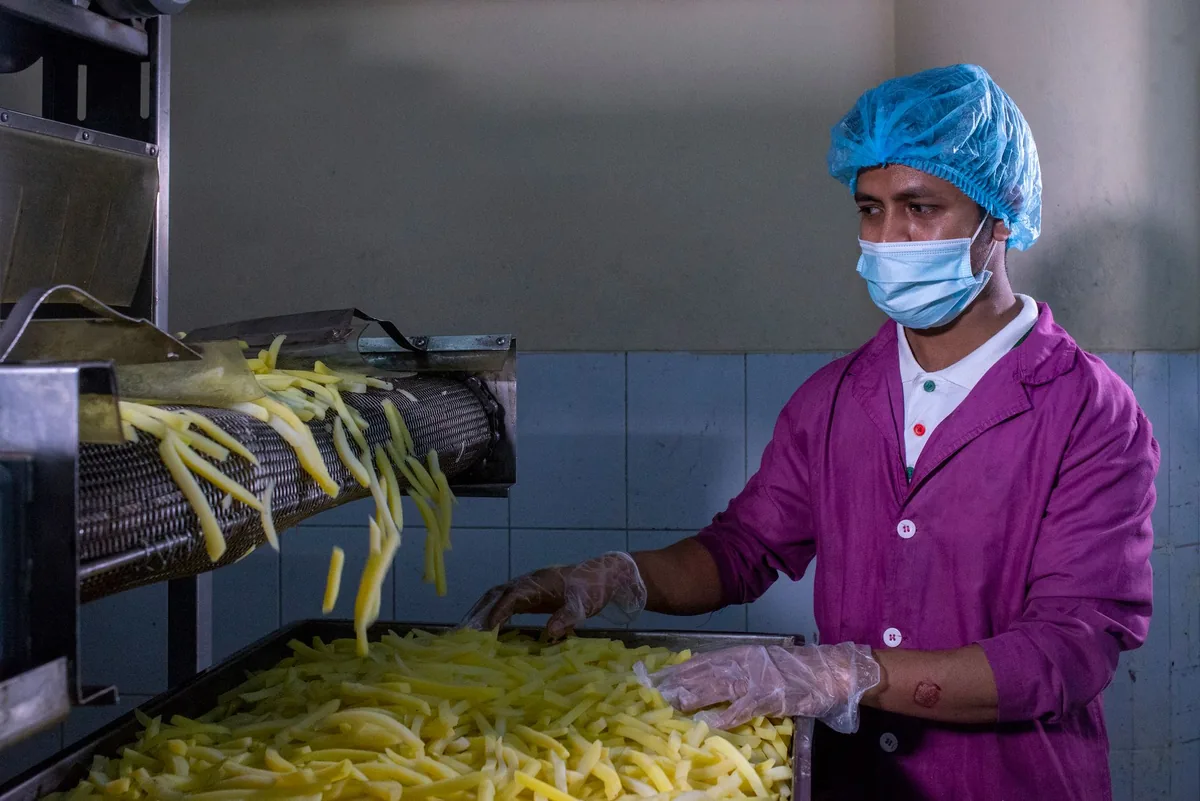 Karnataka FDA Seizes Expired Food at Top Bengaluru Hotels