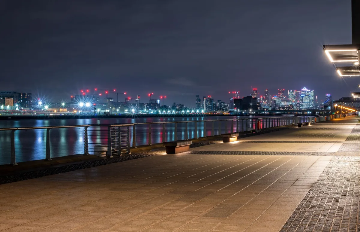 London Docklands Leads RevPAR Growth as Luxury Lags