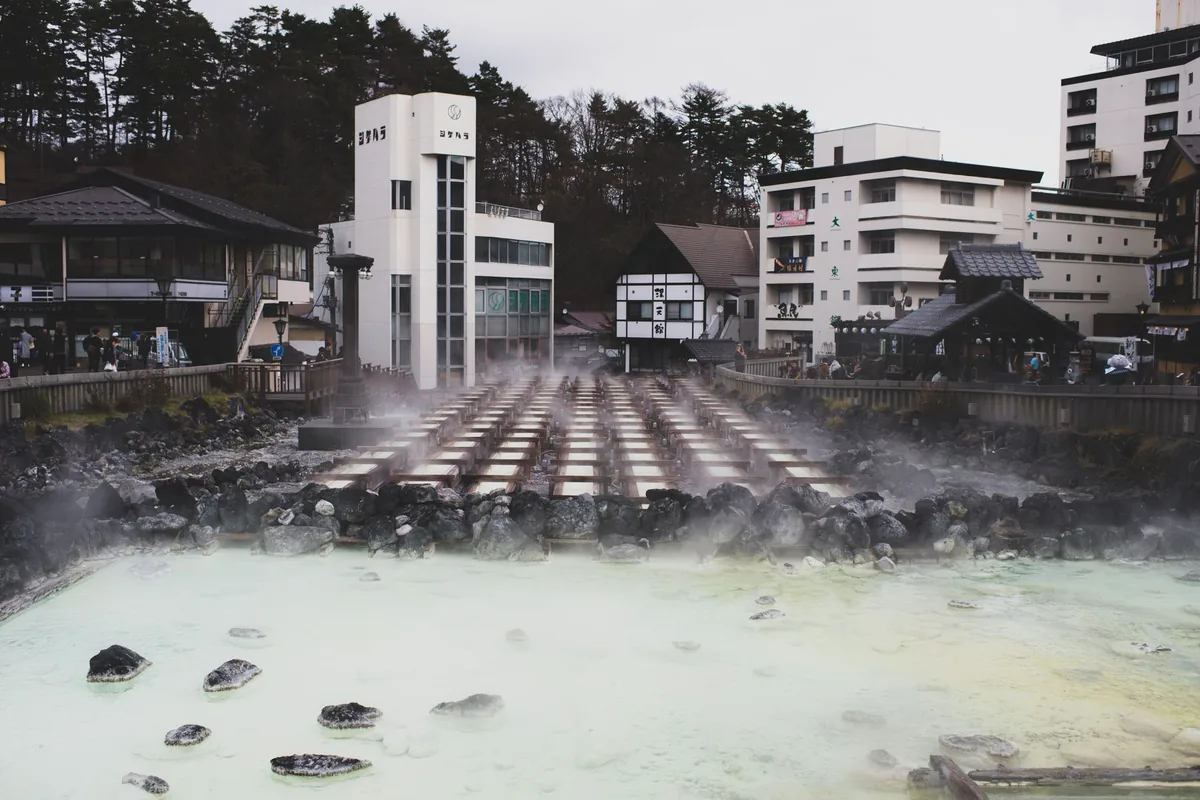 outdoor thermal foot bath onsen snow