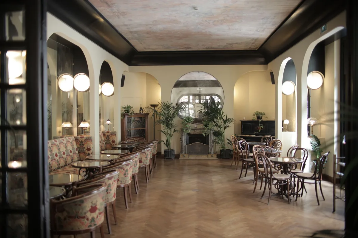art deco hotel interior dining room