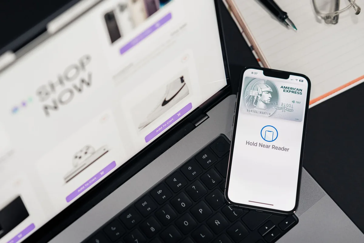 smartphone checkout payment screen