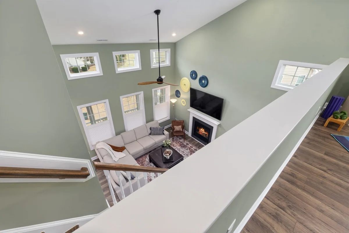 vacation home living room fireplace
