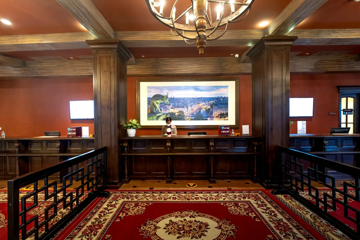 luxury hotel lobby check in counter