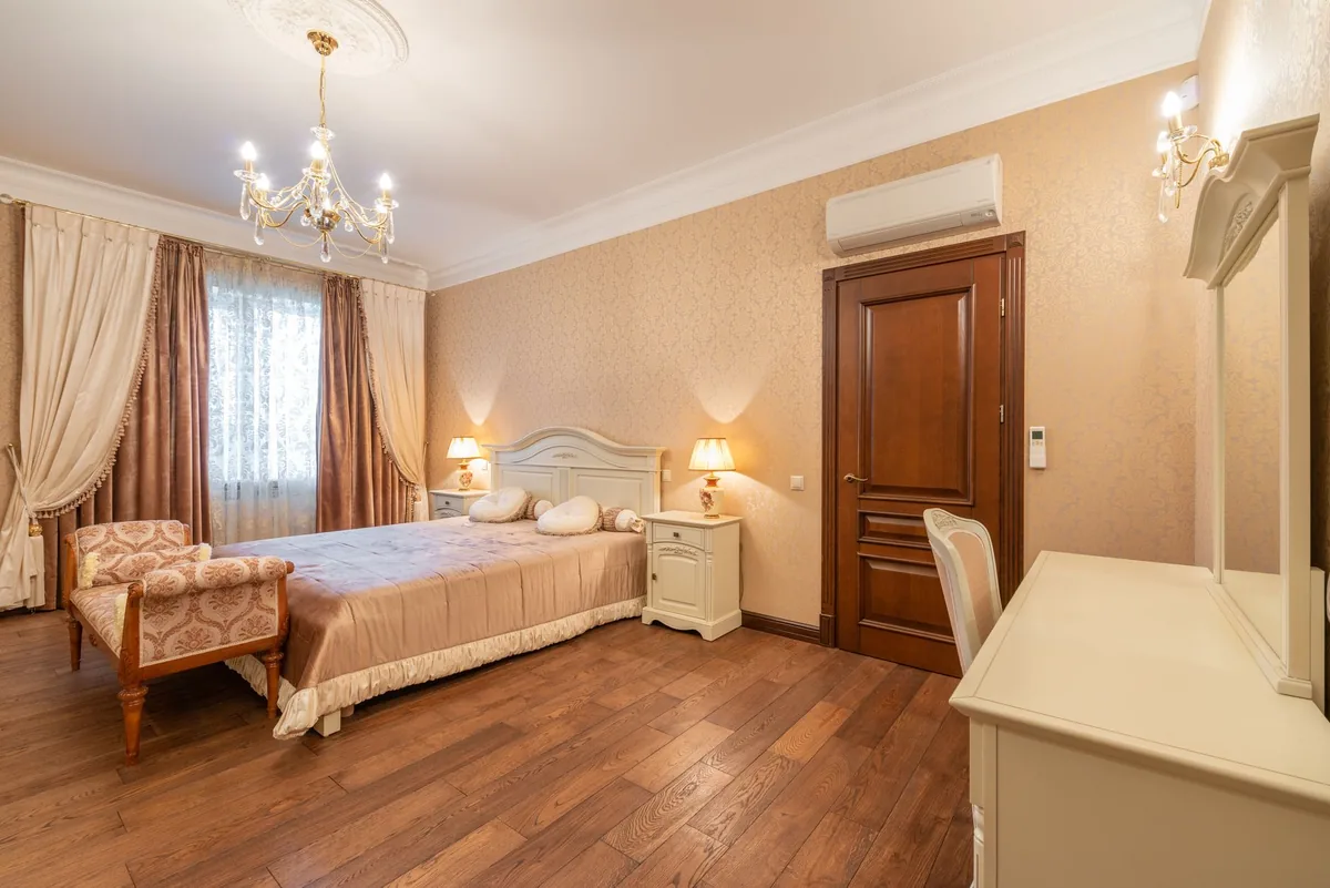 Red Roof Redesigns Economy Rooms to Cut Housekeeping Labor