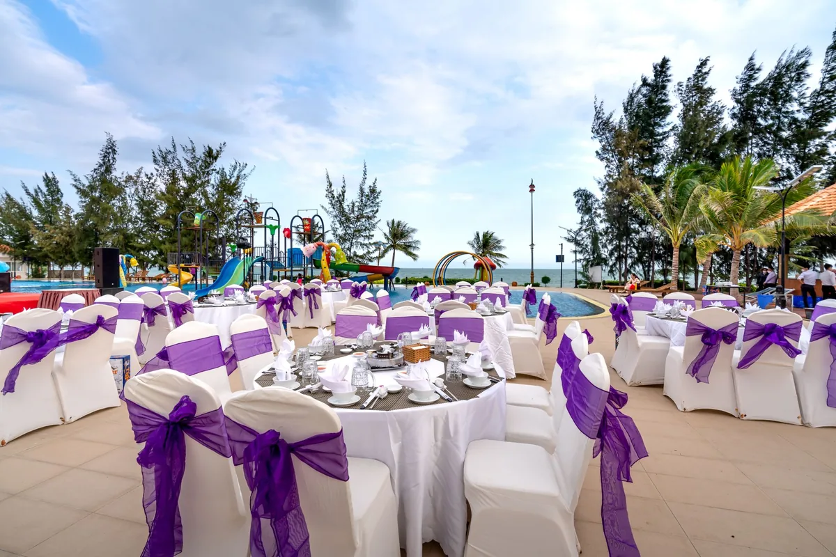 outdoor dining venue at a luxury resort