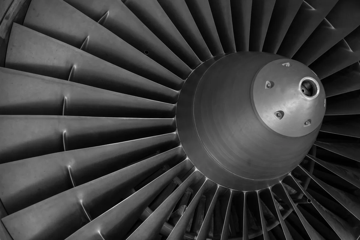airplane turbine jet engine maintenance