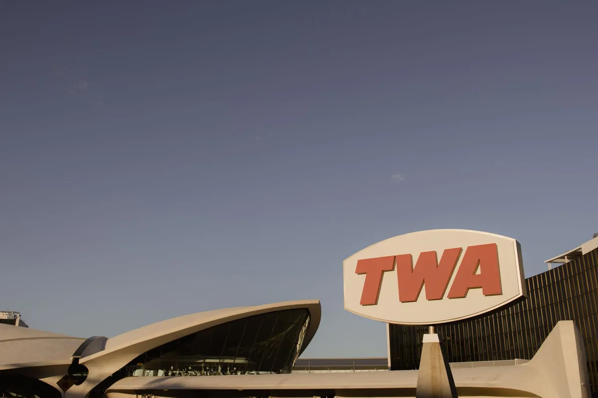 historic twa hotel terminal jfk airport exterior