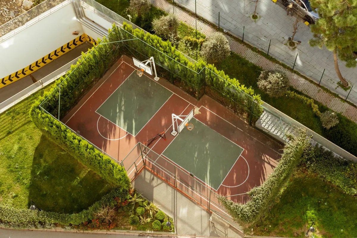 hotel outdoor pool basketball court