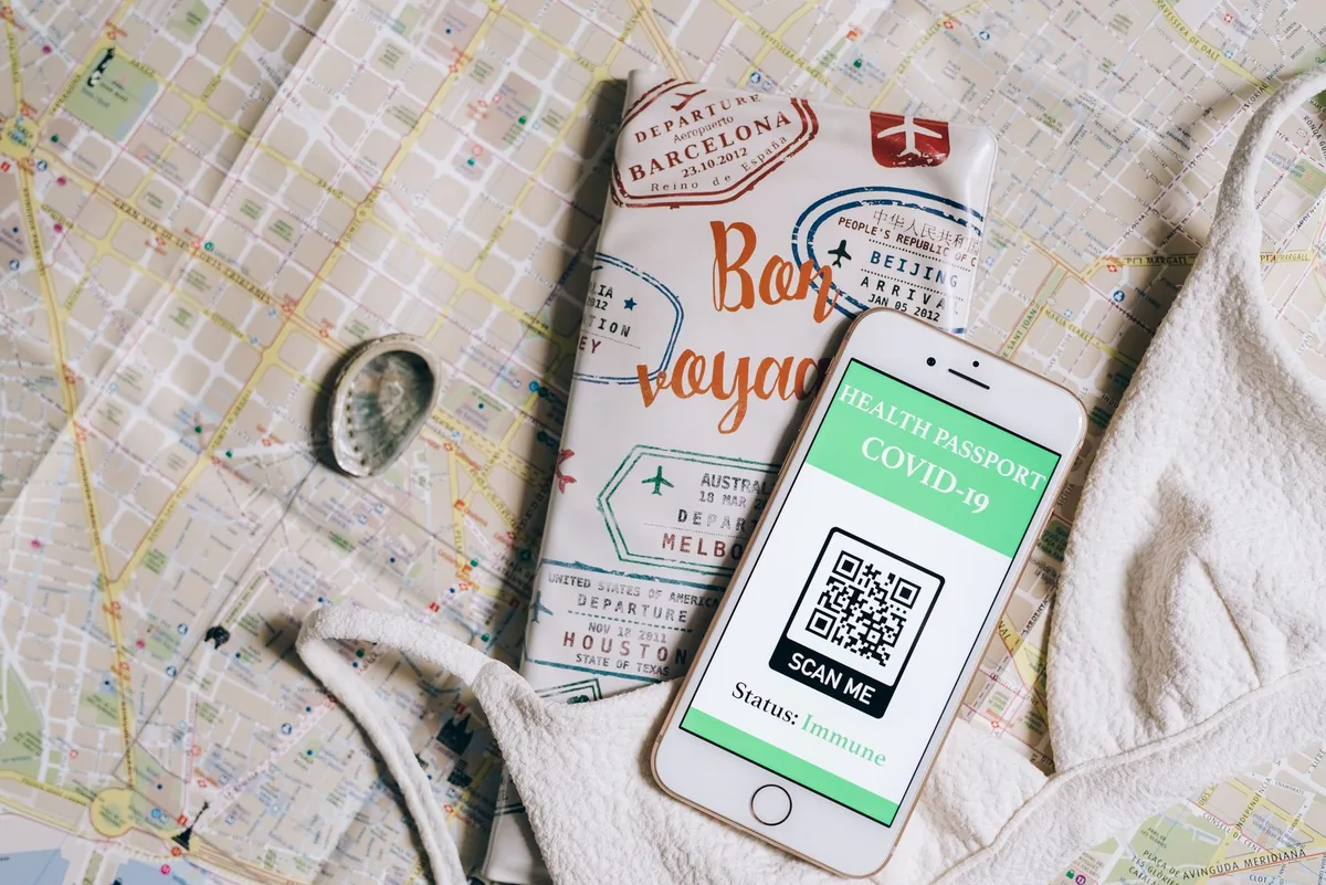 smartphone travel itinerary screen