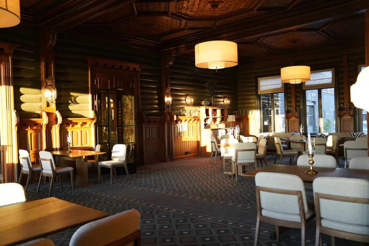 historic hotel dining room traditional portraits